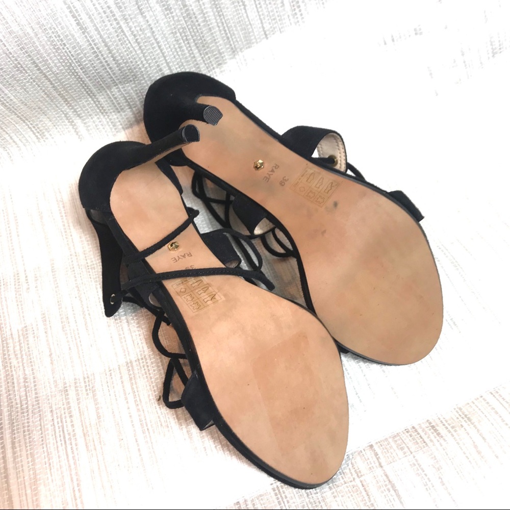 RAYE BYRON Suede HEEL IN BLACK - Picture 4 of 4